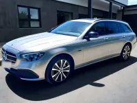 Gebraucht Mercedes E300 Night 306 PS (225 kW) 2021 Silber Kombi