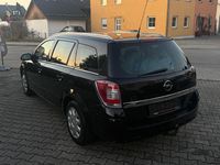 Gebraucht Opel Astra 116 PS (85 kW) 2008 Schwarz Kombi