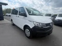 Second-hand VW Caravelle 110 CP (80 kW) 2021 Alb Van
