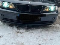 Gebraucht BMW 325 192 PS (141 kW) 2002 Blau Limousine