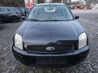 Gebraucht Ford Fusion Ambiente 101 PS (74 kW) 2005 Pantherschwarz metallic Kleinwagen