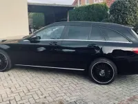 Gebraucht Mercedes C220 194 PS (142 kW) 2019 Schwarz Kombi