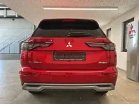 Neu Mitsubishi Outlander P-HEV Select 306 PS (225 kW) 2026 Titan weiß SUV