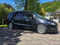 Second-hand VW Sharan 177 CP (130 kW) 2013 Negru Monovolum
