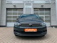 Gebraucht VW Touran 150 PS (110 kW) 2023 Grau Van / Kleinbus