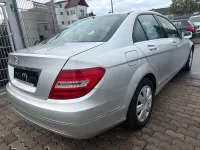 Gebraucht Mercedes C180 156 PS (114 kW) 2012 Silber Limousine