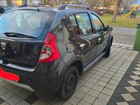 Gebraucht Dacia Sandero Stepway 84 PS (61 kW) 2011 Grau Limousine