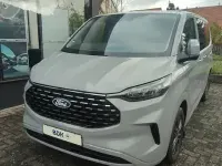 Usado Ford Tourneo Custom Titanium 137 HP (100 kW) 2025 Andere Van