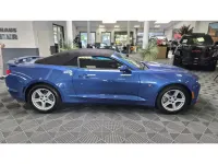 Neu Chevrolet Camaro 275 PS (202 kW) 2026 Blau Cabrio