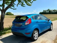 Gebraucht Ford Fiesta Titanium 101 PS (74 kW) 2013 Blau Kleinwagen