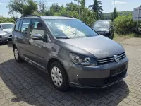 Gebraucht VW Touran Trendline 105 PS (77 kW) 2013 Pepper grey metallic Van / Kleinbus