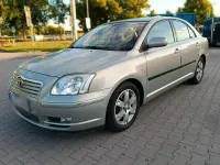 Gebraucht Toyota Avensis 146 PS (107 kW) 2005 Gold Limousine