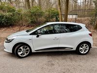 Gebraucht Renault Clio IV LIMITED 73 PS (53 kW) 2016 Weiß Kleinwagen