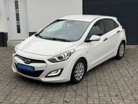 Gebraucht Hyundai i30 Classic 99 PS (72 kW) 2013 Weiß Limousine