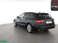Gebraucht Audi A4 S-Line 163 PS (119 kW) 2023 Mythosschwarz Kombi