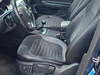 Gebraucht VW Passat Highline 140 PS (102 kW) 2012 Blau Limousine