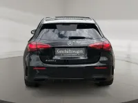Gebraucht Mercedes A220 190 PS (139 kW) 2026 Kosmosschwarz metallic Limousine