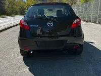 Usata Mazda 2 86 CV (63 kW) 2010 Nero Utilitaria