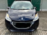 Gebraucht Peugeot 208 Access 68 PS (50 kW) 2014 Kleinwagen