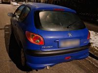 Gebraucht Peugeot 206 75 PS (55 kW) 2004 Blau Kleinwagen