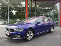 Gebraucht VW Passat R-line 190 PS (139 kW) 2022 Blau Kombi