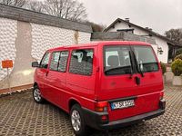 Gebraucht VW T4 102 PS (75 kW) 2000 Rot Van