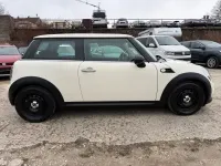 Używany Mini ONE 75 KM (55 kW) 2012 Biały Hatchback