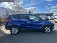 Gebraucht Ford Kuga Titanium 150 PS (110 kW) 2016 Blau SUV