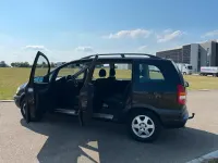 Gebraucht Opel Zafira 116 PS (85 kW) 1999 Schwarz Van / Kleinbus
