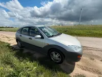 Gebraucht Ford Focus 116 PS (85 kW) 2001 Grau Kleinwagen