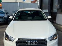 Gebraucht Audi A1 Attraction 86 PS (63 kW) 2013 Weiß Kleinwagen