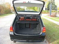 Gebraucht BMW 320 250 PS (183 kW) 2011 Schwarz metallic Kombi