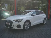 Gebraucht Audi A3 Sportback e-tron Basis 204 PS (150 kW) 2022 Weiß Kleinwagen