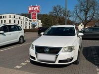 Gebraucht VW Passat 140 PS (102 kW) 2010 Weiß Kombi