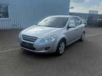 Gebraucht Kia Ceed 109 PS (80 kW) 2007 Silber Kleinwagen