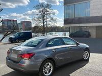 Gebraucht Mercedes A180 136 PS (100 kW) 2020 Grau Limousine