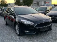 Gebraucht Ford Focus Trend 125 PS (91 kW) 2016 Schwarz Kombi