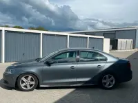 Gebraucht VW Jetta 105 PS (77 kW) 2011 Silber Limousine