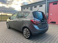 Gebraucht Opel Meriva Color Edition 140 PS (102 kW) 2016 Grau Van / Kleinbus