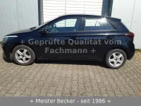 Gebraucht Hyundai i20 Select 75 PS (55 kW) 2019 Schwarz Kleinwagen