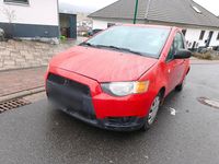 Gebraucht Mitsubishi Colt 90 PS (66 kW) 2009 Rot Kleinwagen