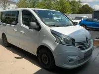 Gebraucht Renault Trafic Expression 145 PS (106 kW) 2015 Weiß Van / Kleinbus