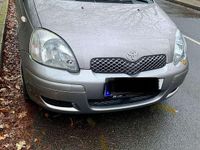 Gebraucht Toyota Yaris 87 PS (63 kW) 2003 Bronze Limousine