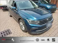 Gebraucht VW Tiguan Life 245 PS (180 kW) 2022 Blau SUV