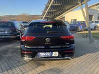 Gebraucht VW Golf VII Active 150 PS (110 kW) 2021 Schwarz Kleinwagen