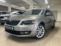 gebraucht Skoda Octavia Combi TSI JOY 179PS 4X4 DSG AHZV/Navi