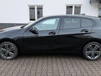 Gebraucht BMW 120 Sport Line 190 PS (139 kW) 2022 Schwarz ii Kleinwagen