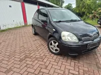 Gebraucht Toyota Yaris 65 PS (47 kW) 2005 Schwarz Kleinwagen