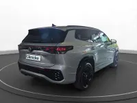 Neu VW Tayron R-line 272 PS (200 kW) 2026 Oyster silver metallic SUV