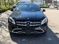 Gebraucht Mercedes GLA180 109 PS (80 kW) 2017 Schwarz SUV